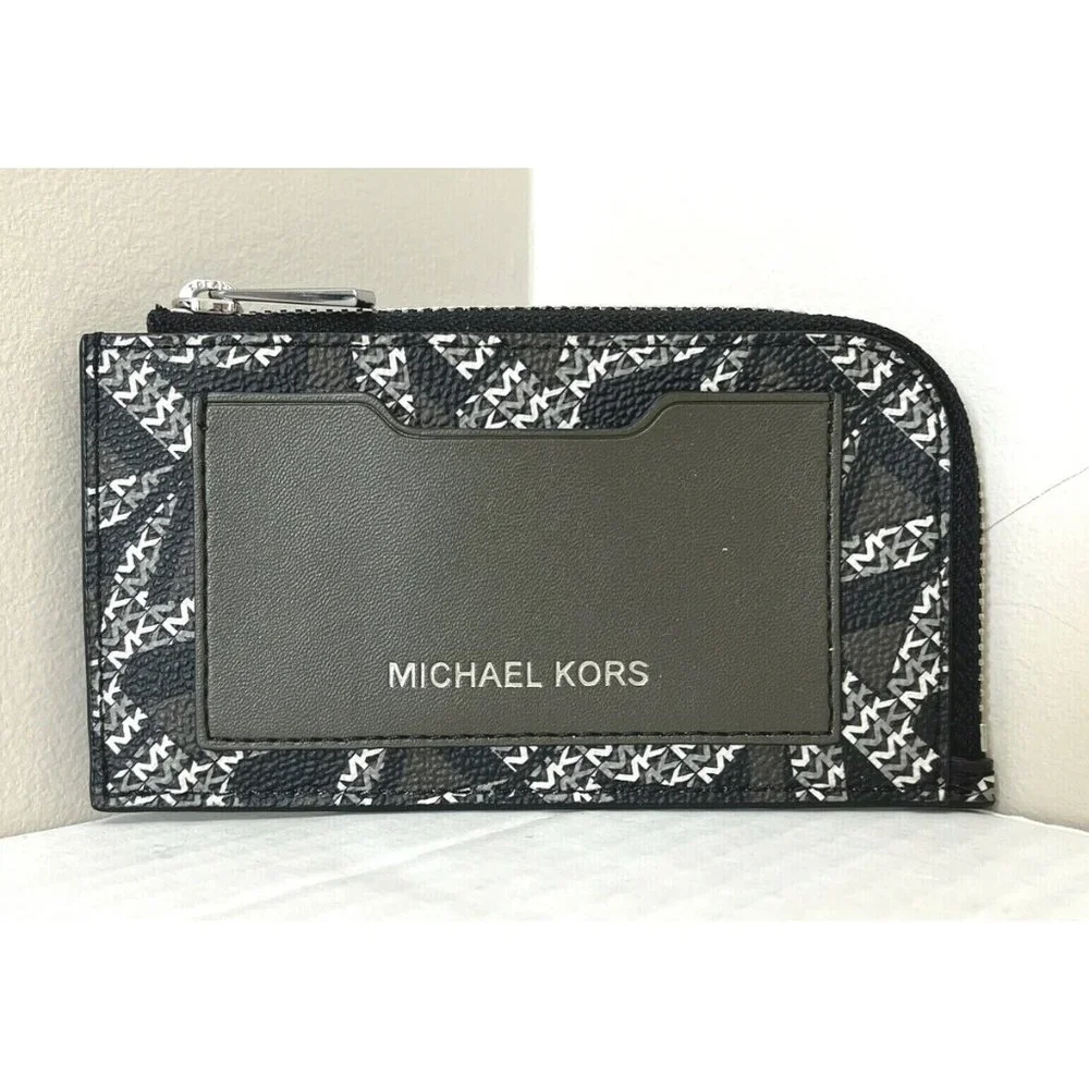 New Michael Kors Cooper L-zip wallet Olive / Army Green Multi